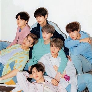 Meet your Posher, Amaris